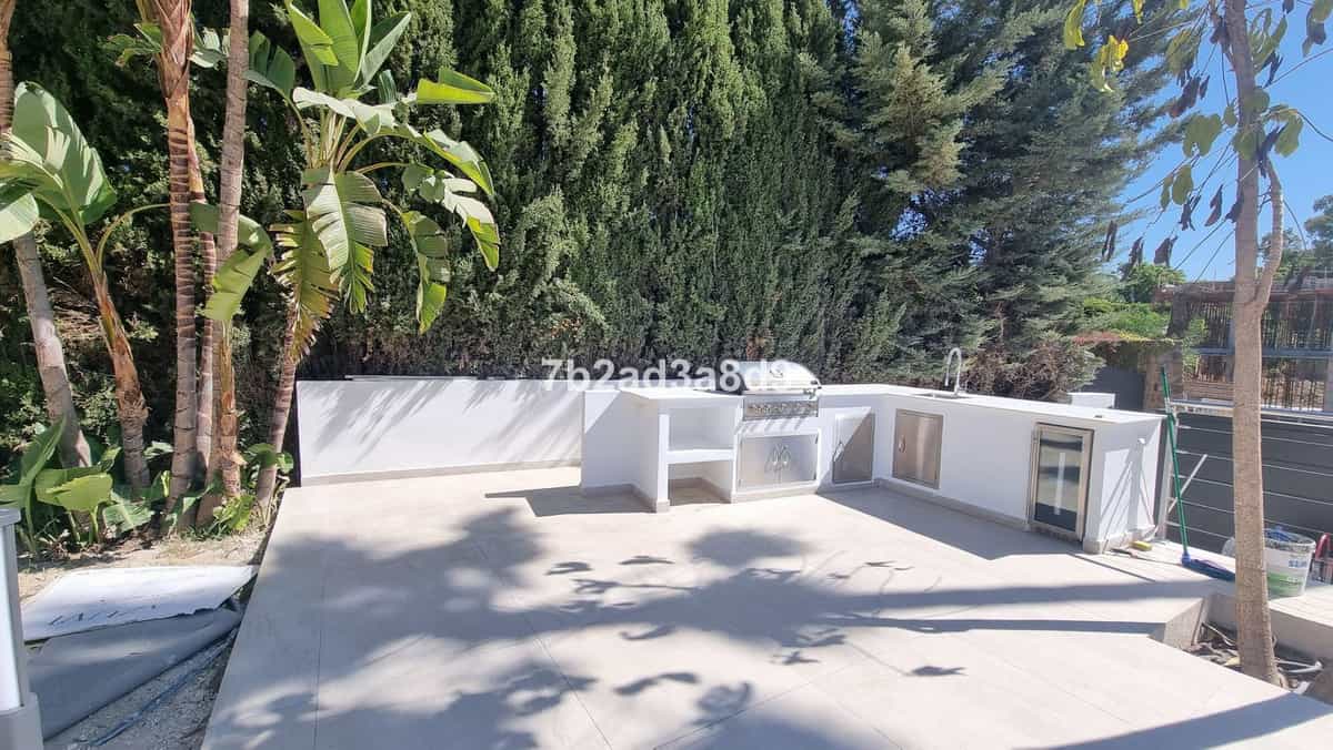 House in Marbella, Andalusia 12165482