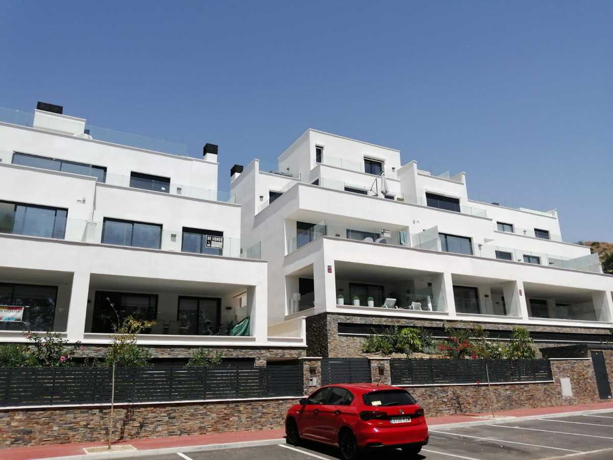 Condominium in Marbella, Andalusia 12165768