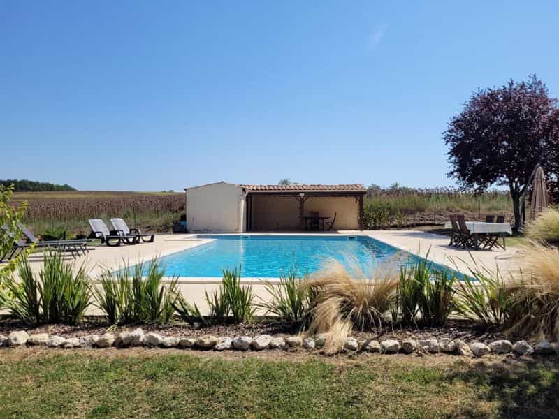 House in Tombeboeuf, Nouvelle-Aquitaine 12165841