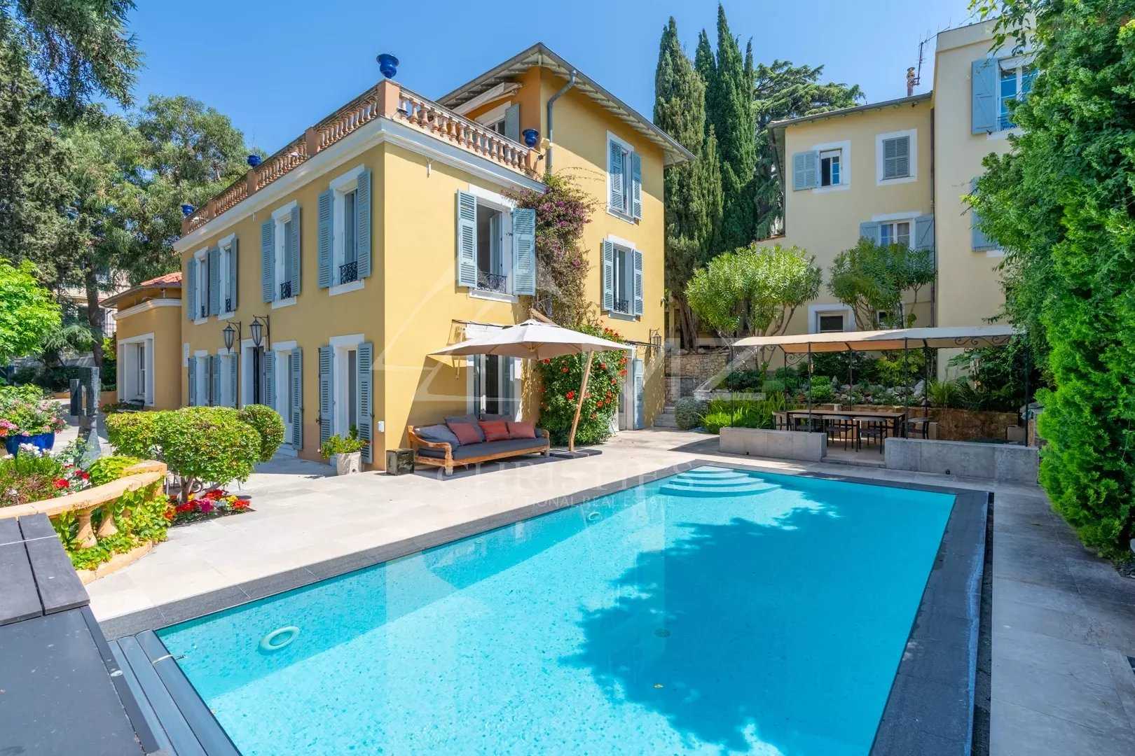 Haus im Hübsch, Provence-Alpes-Côte d'Azur 12166956
