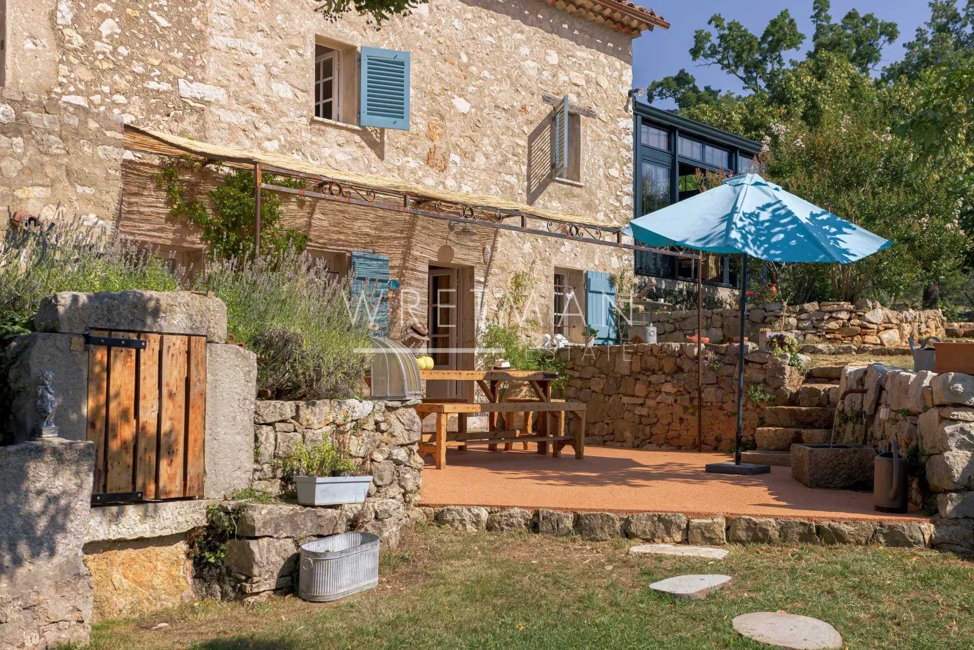 casa no Mons, Provence-Alpes-Cote d'Azur 12166958