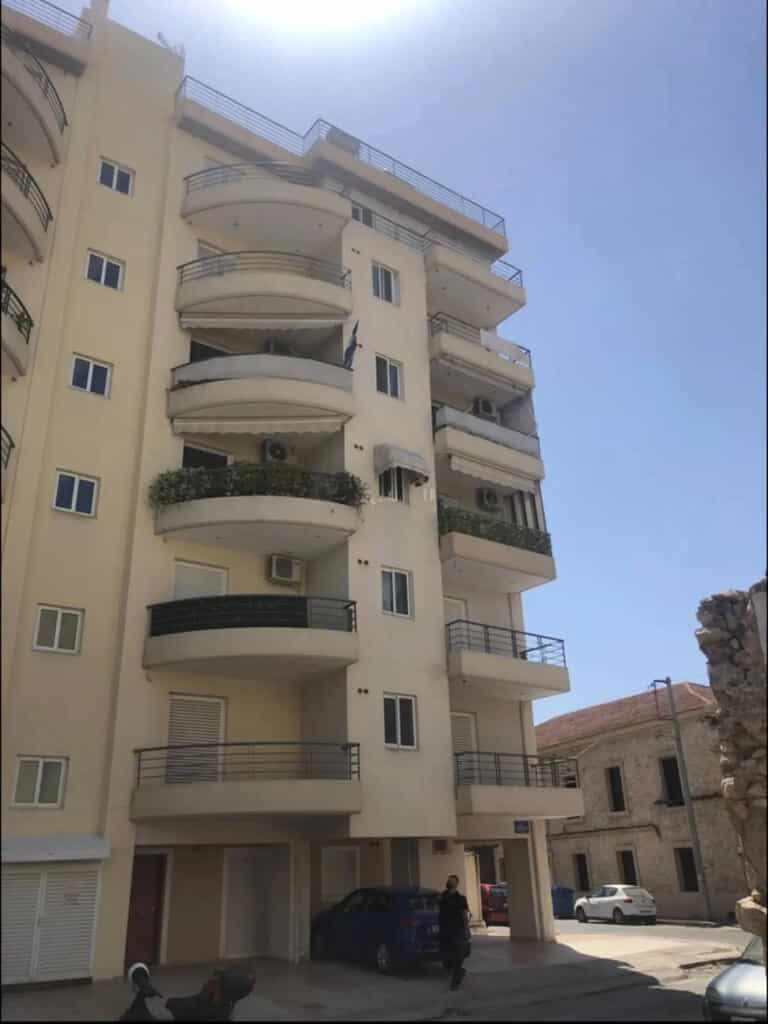 Condominium dans Le Pirée, Attique 12167375