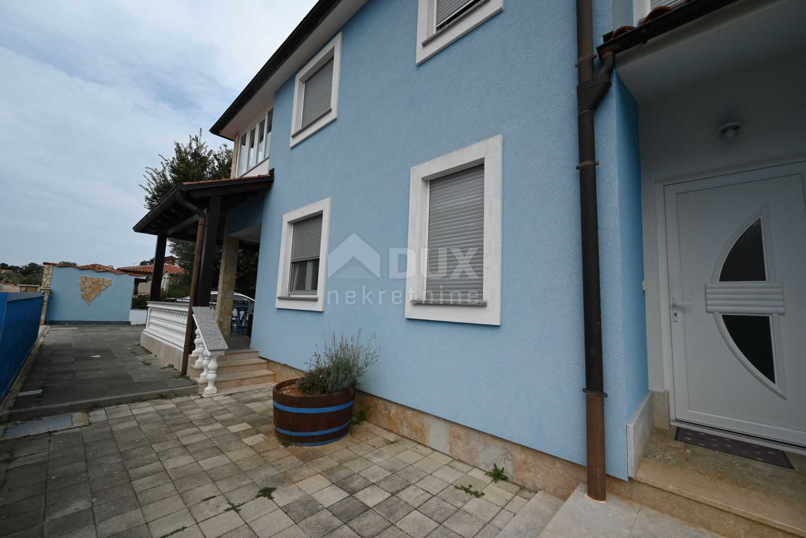 房子 在 Barbariga, Istria County 12167389