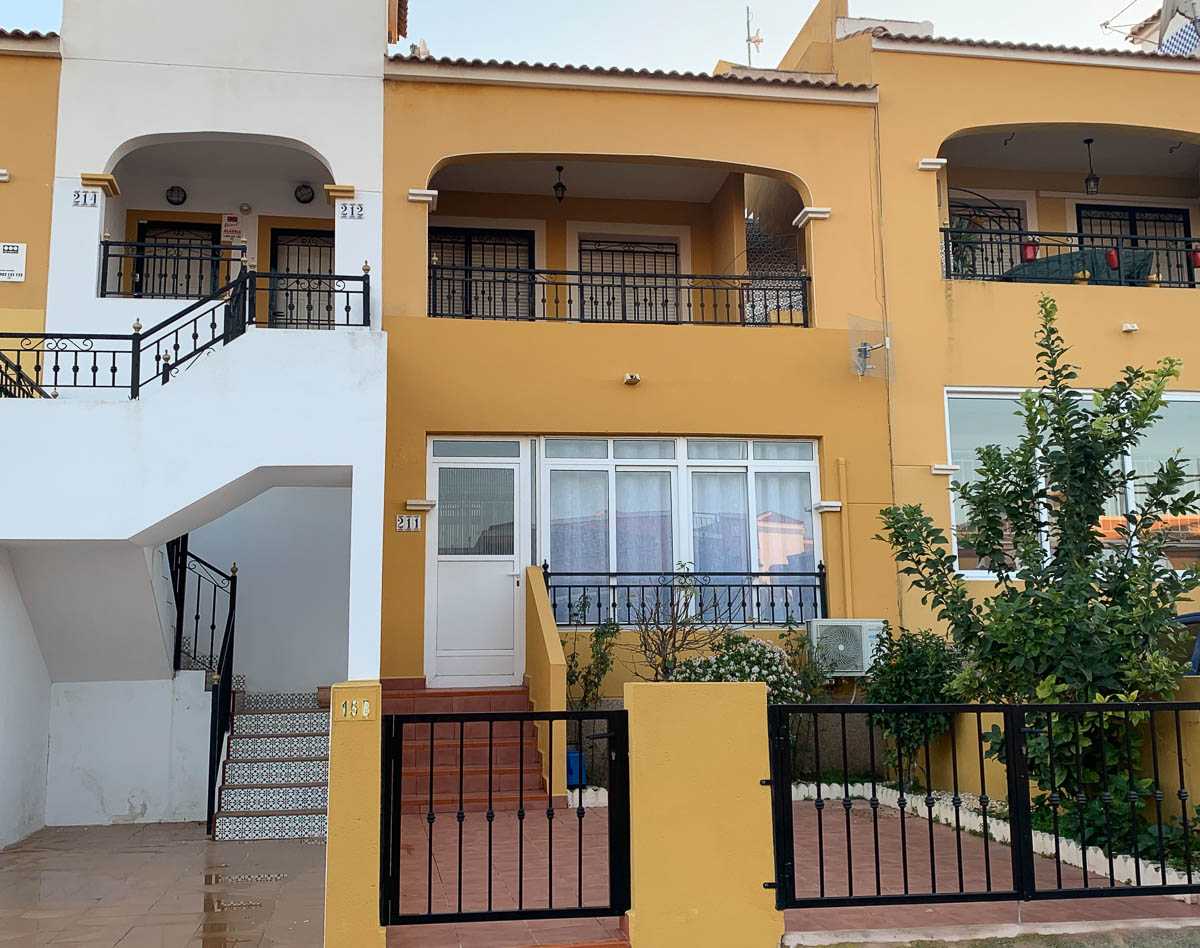 Condominium in Los Montesinos, Valencia 12167467