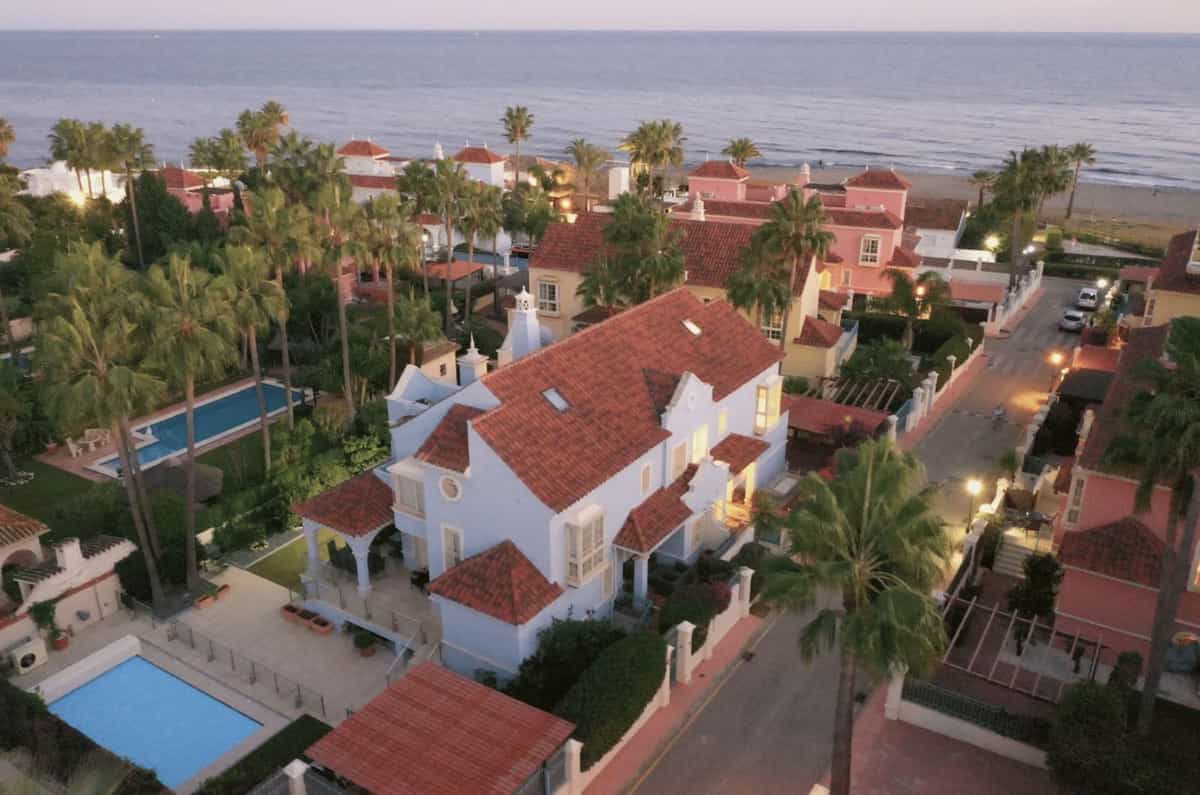 Multiple Houses in Marbella, Andalucía 12167496