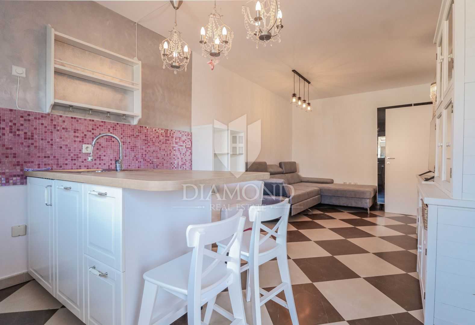 Condominium in Novigrad, Istria County 12167580