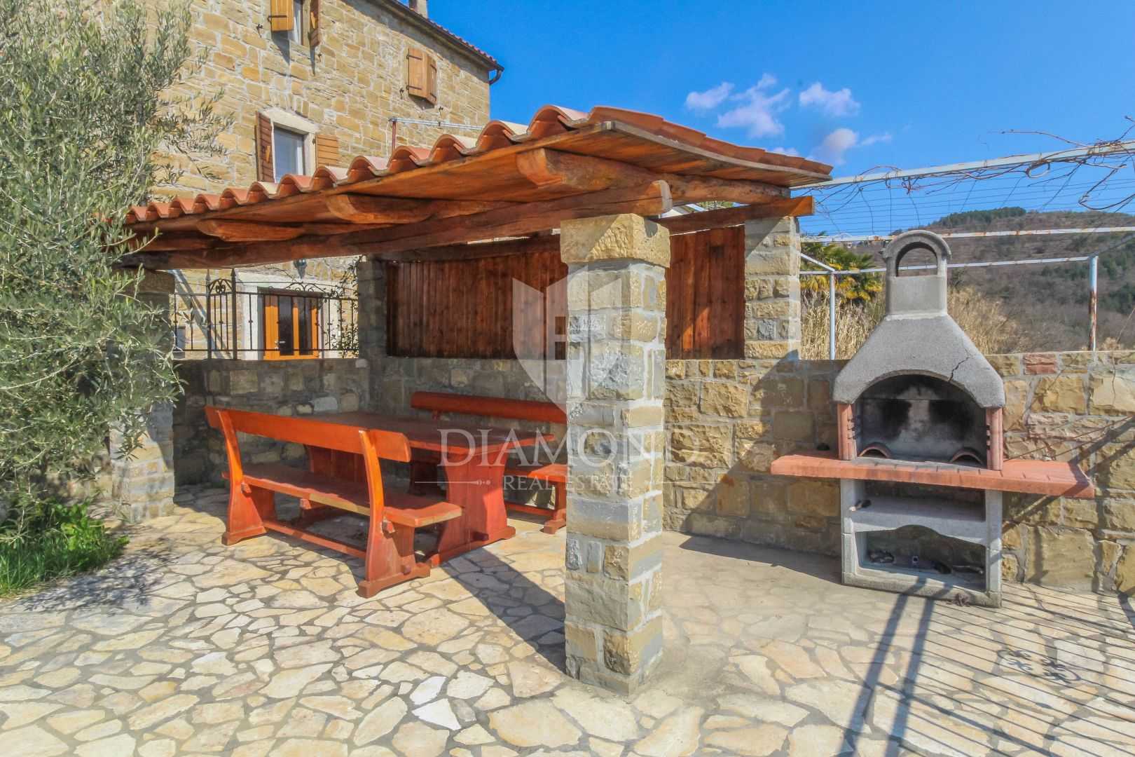 Hus i Motovun, Istria County 12167592