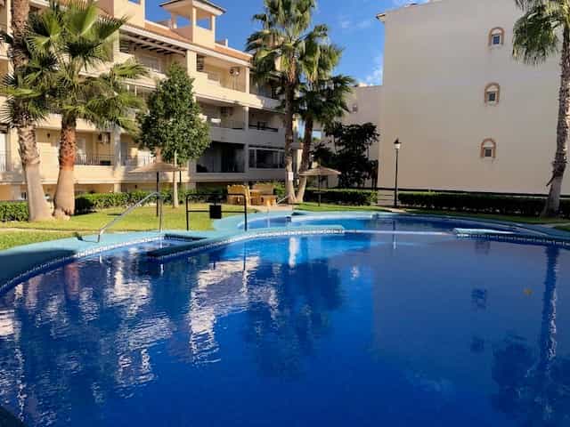 Condominium in Campoamor, Valencia 12168084