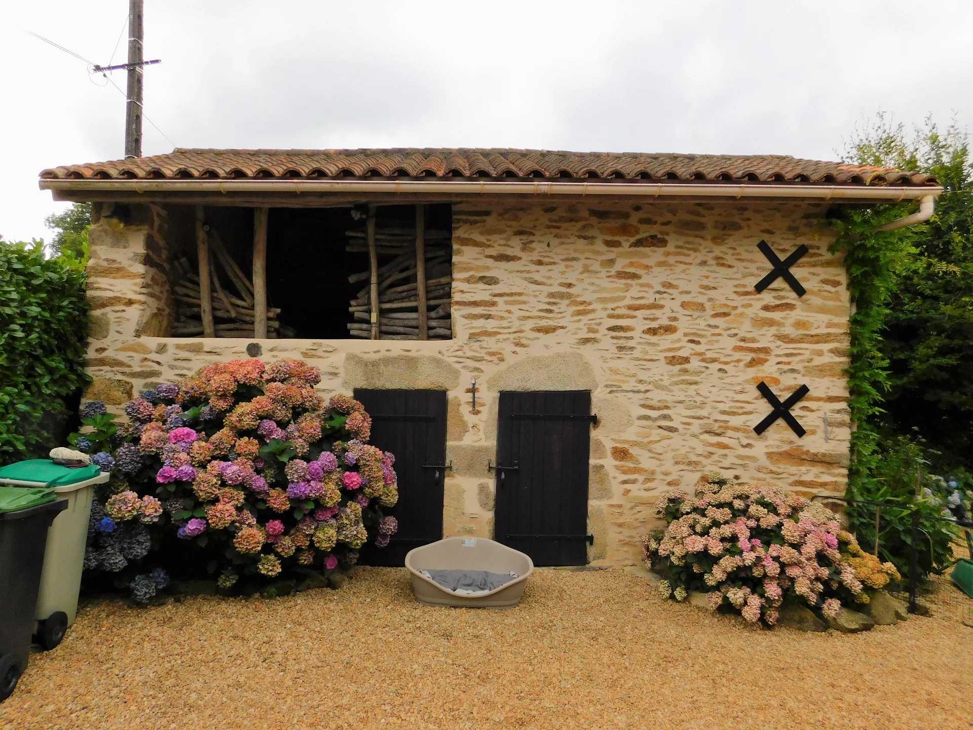 بيت في Cussac, Nouvelle-Aquitaine 12171258