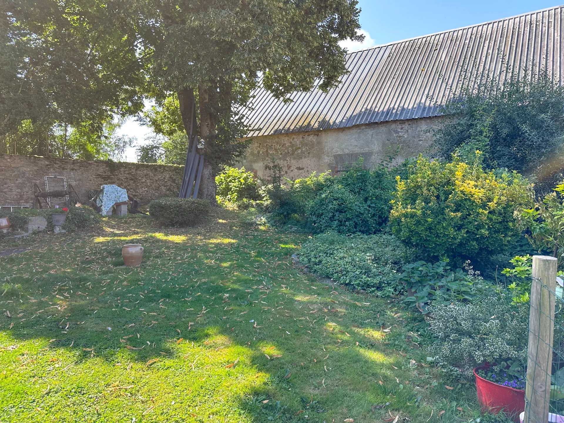 casa en Arnac-la-Poste, Nouvelle-Aquitaine 12171279