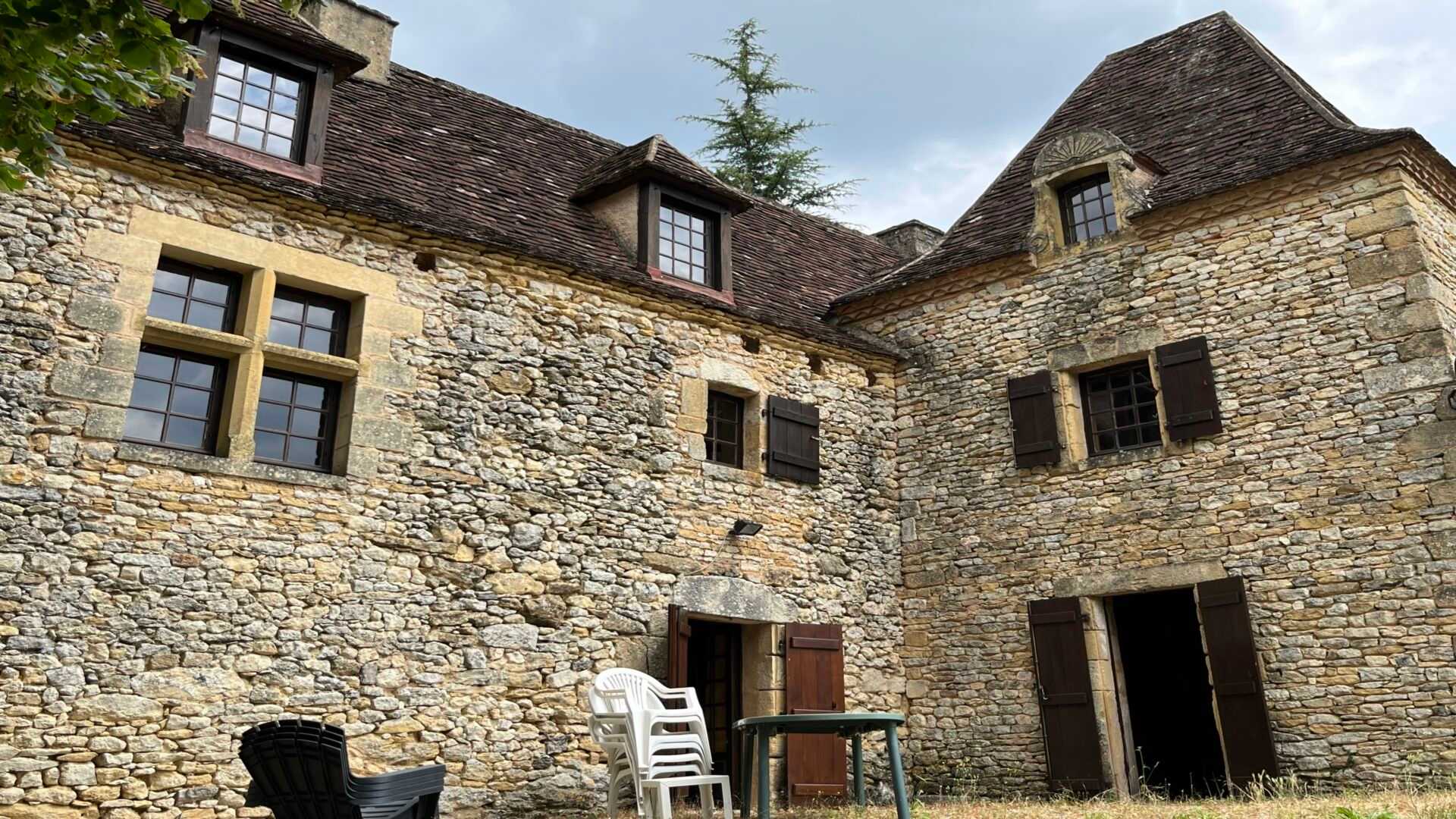 मकान में Montignac, Nouvelle-Aquitaine 12171340