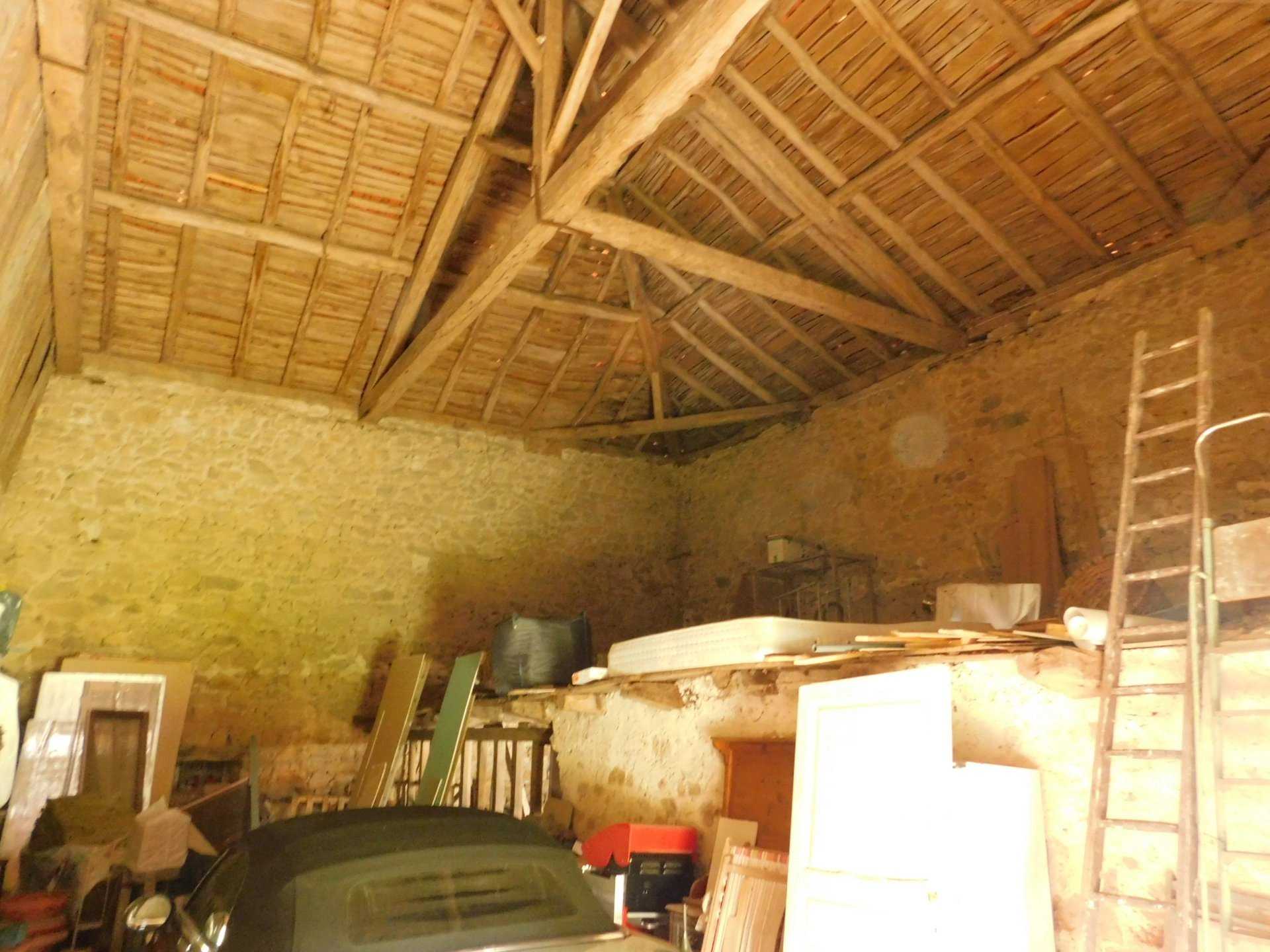 loger dans Piégut-Pluviers, Nouvelle-Aquitaine 12171439