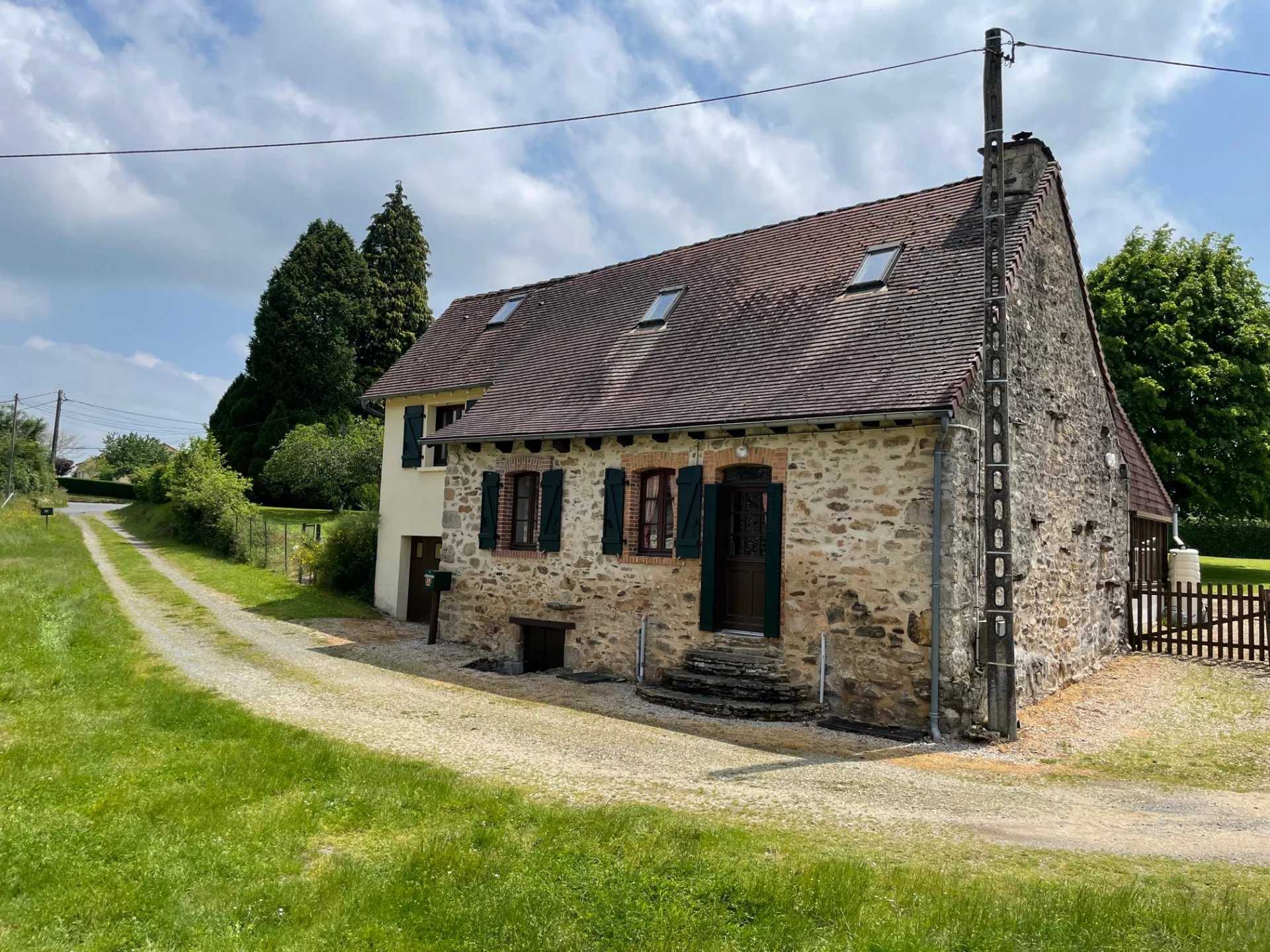 Dom w Ladignac-le-Long, Nouvelle-Aquitaine 12171630