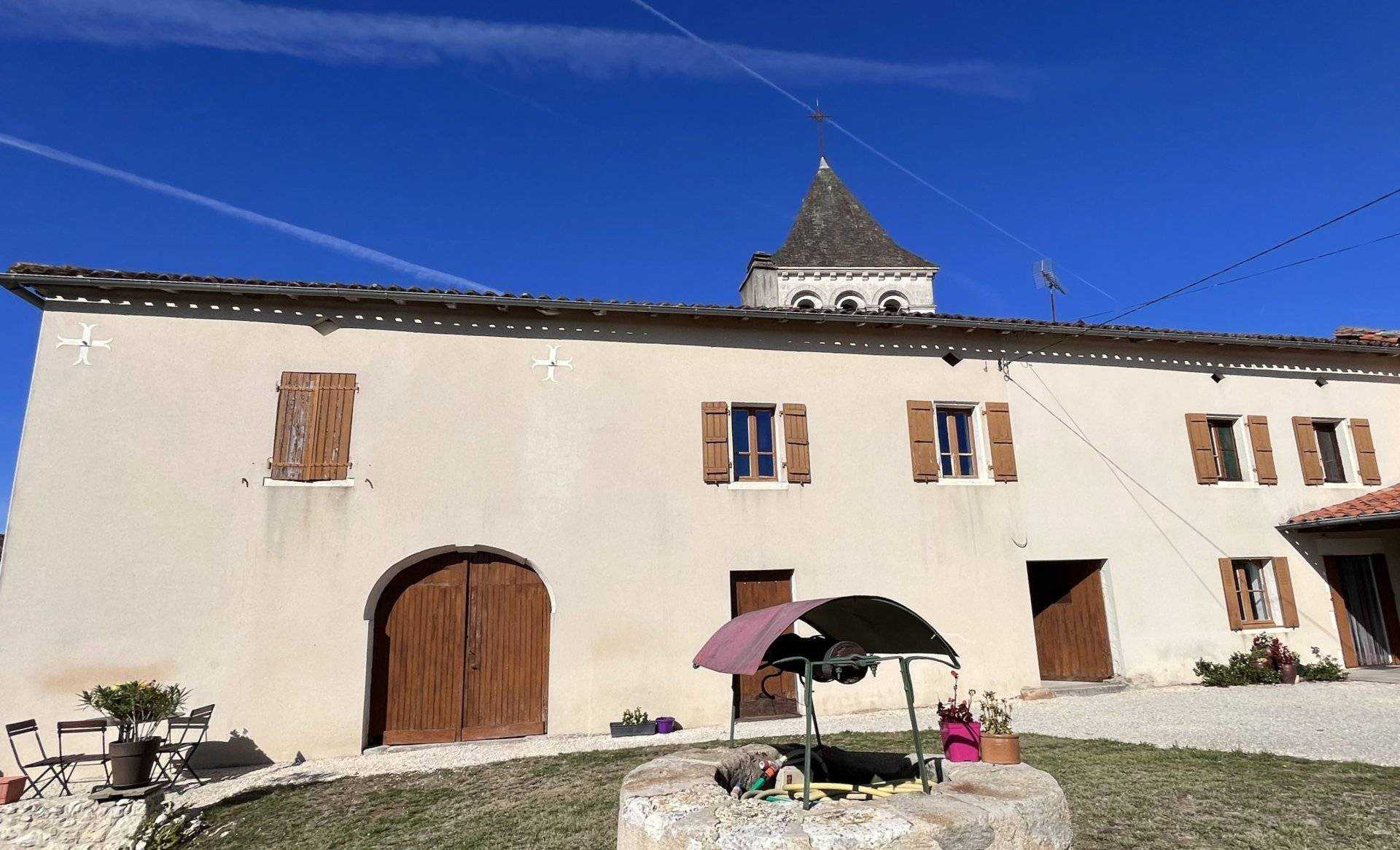 σπίτι σε Montmoreau, Nouvelle-Aquitaine 12171676