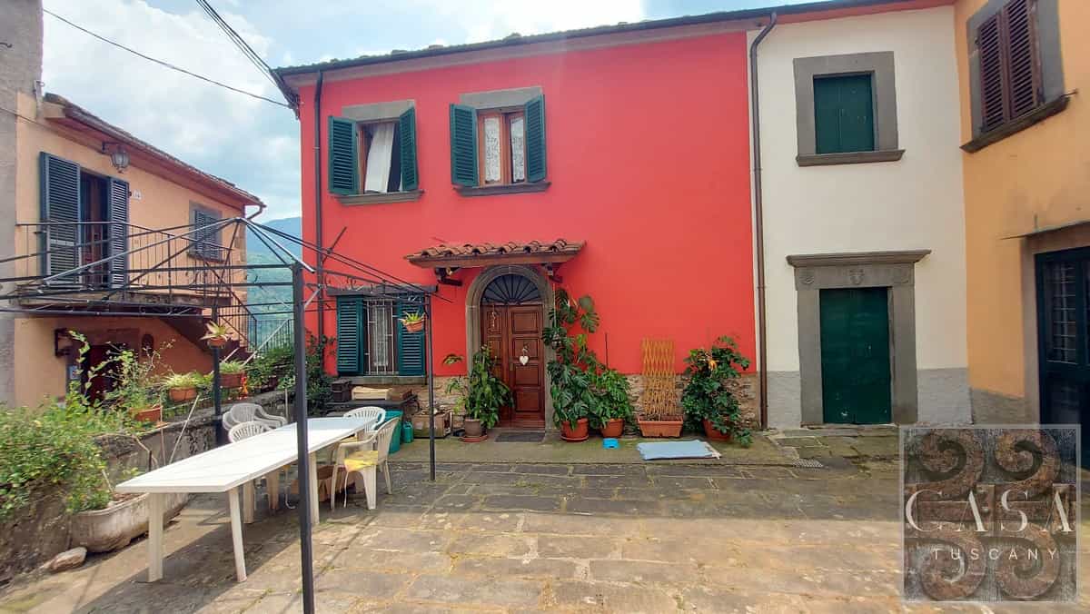 σπίτι σε Bagni di Lucca, Τοσκάνη 12172757