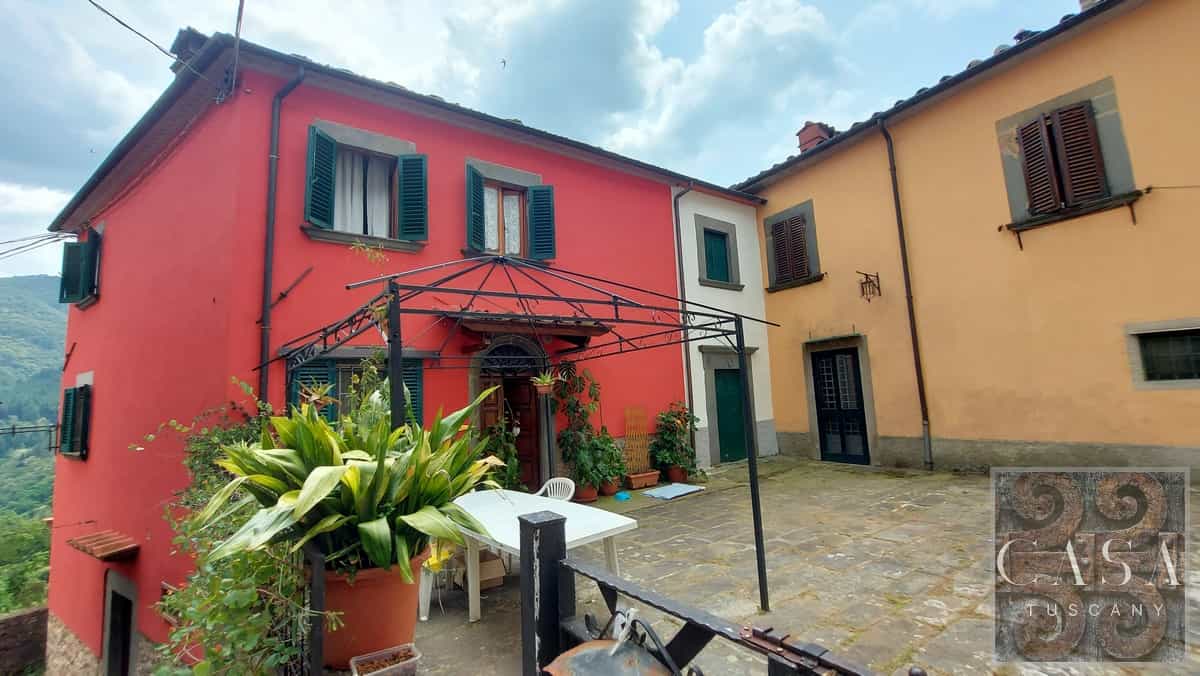 House in Bagni di Lucca, Tuscany 12172757