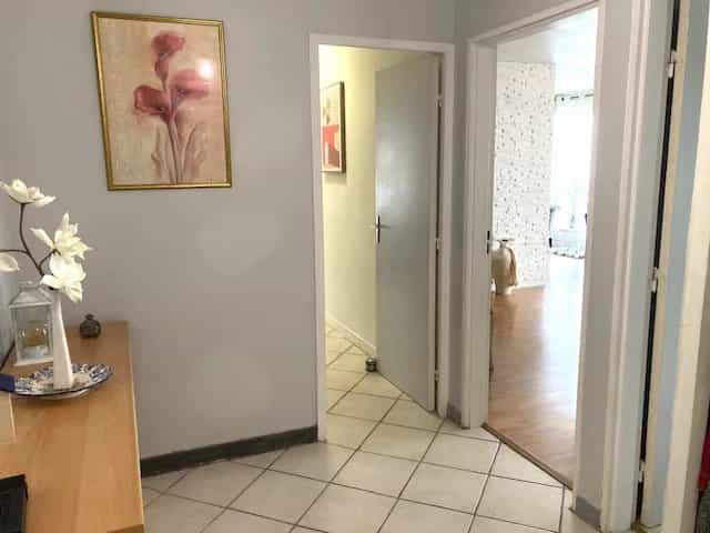 公寓 在 桑利斯, 上法蘭西省 12173180