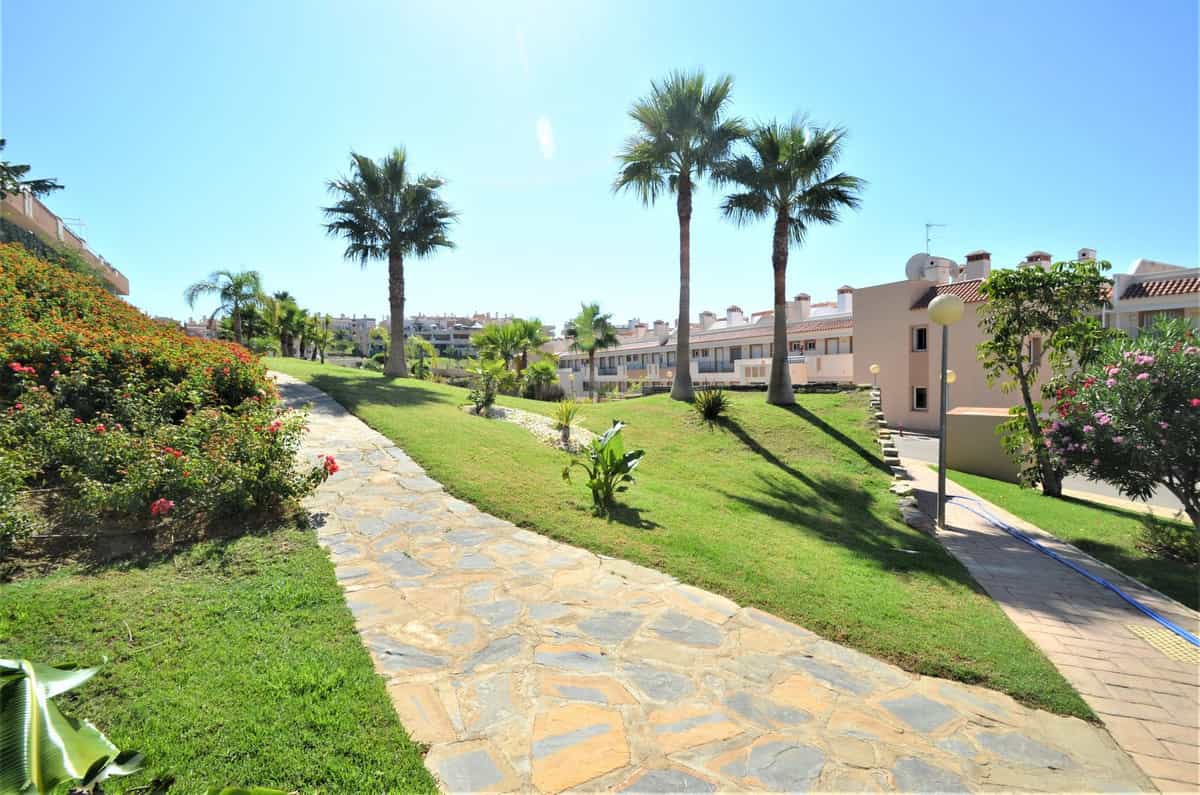 Condominium in Casares, Andalusië 12173471