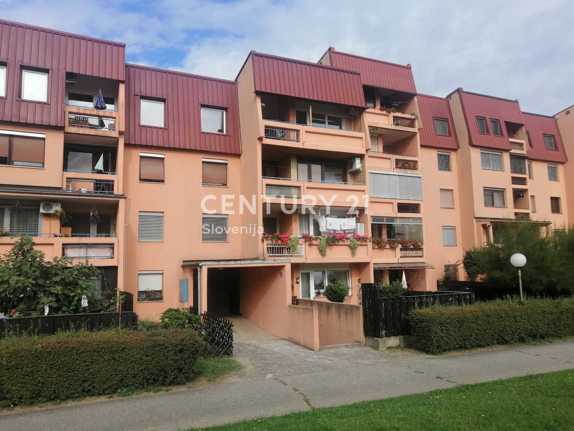 Condominium in Maribor, Maribor 12177545