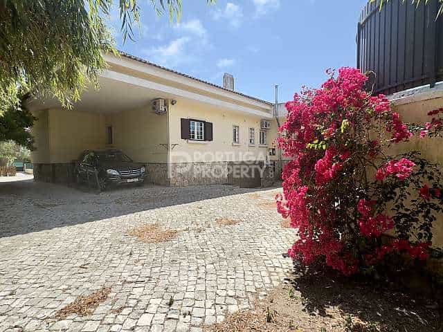 σπίτι σε Caldas da Rainha, Leiria District 12180069