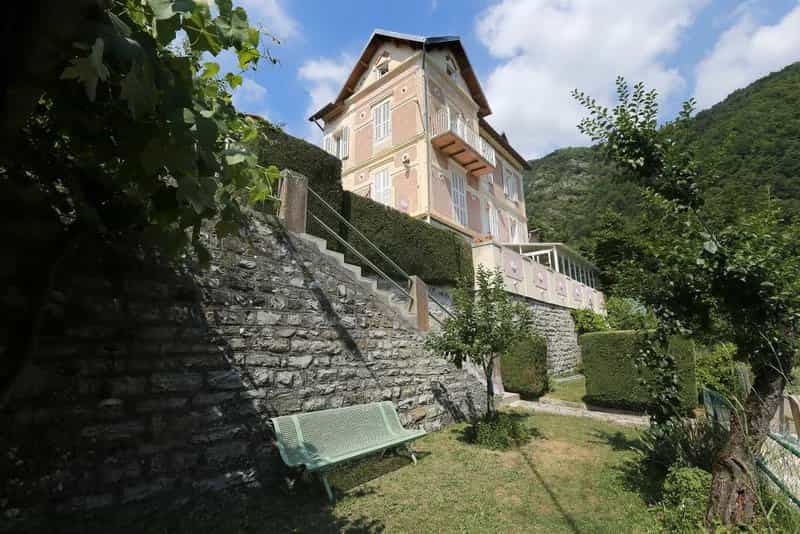 Будинок в Moulinet, Provence-Alpes-Cote d'Azur 12180163