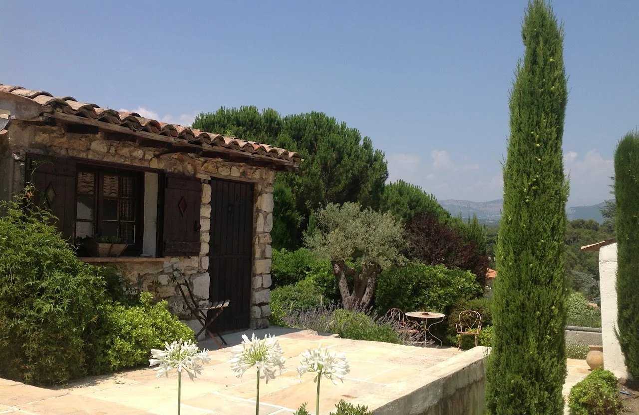 жилой дом в Valbonne, Provence-Alpes-Côte d'Azur 12180166