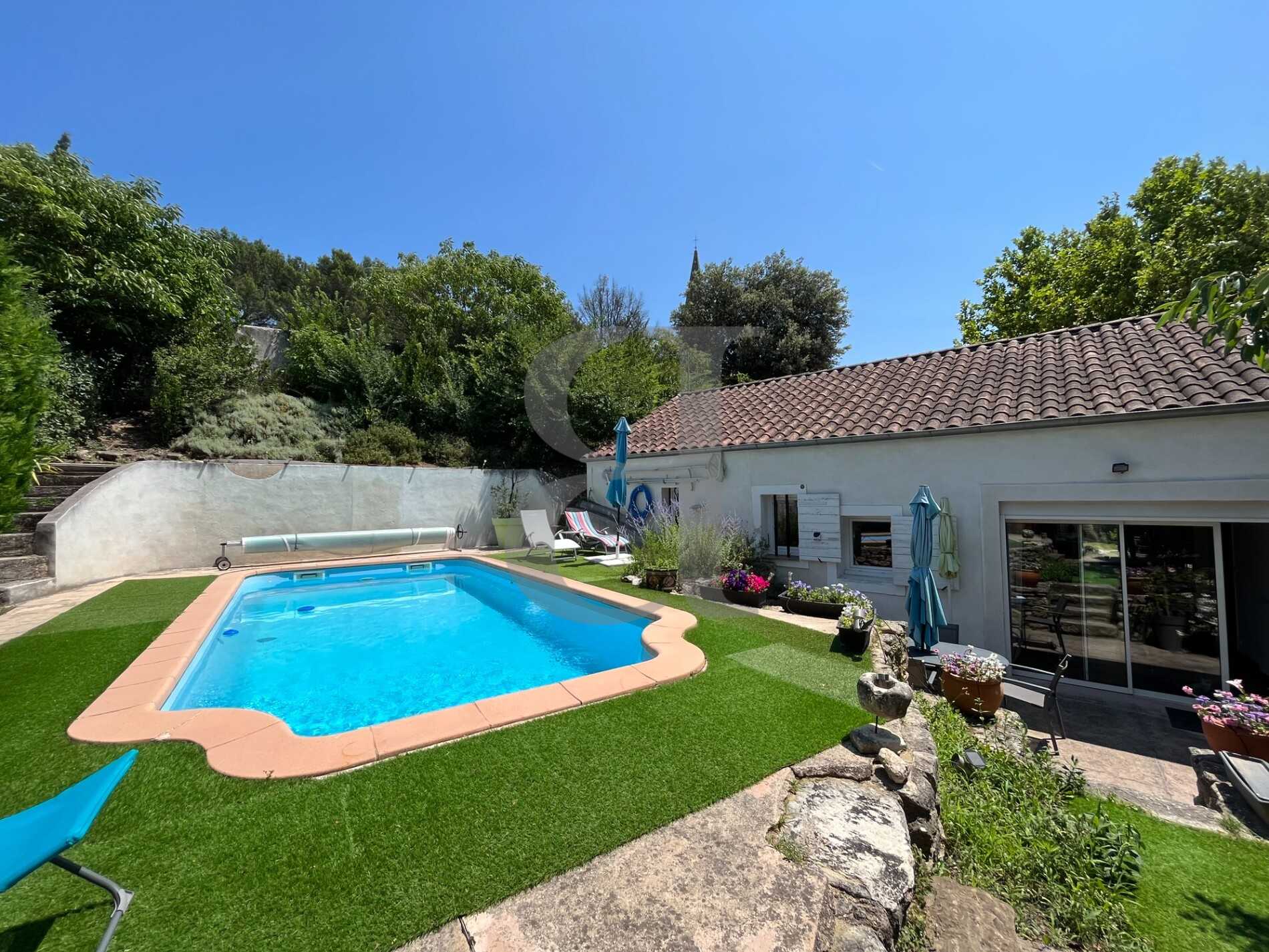 House in Caromb, Provence-Alpes-Cote d'Azur 12180174