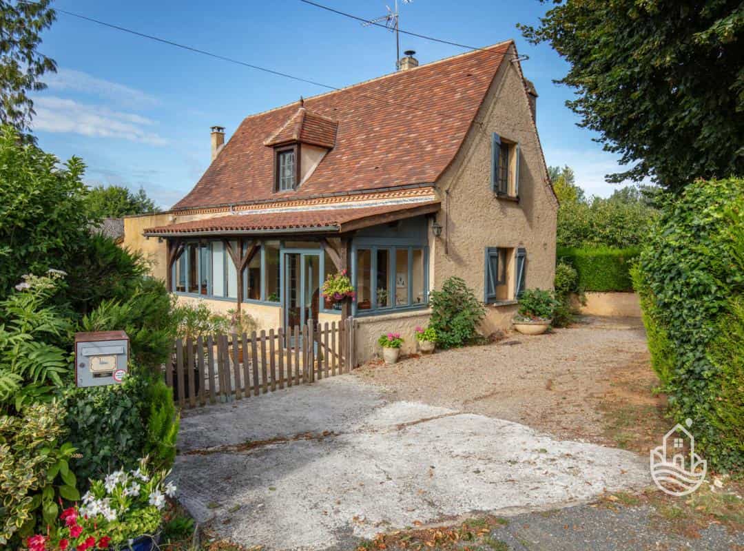 σπίτι σε Sarlat-la-Caneda, Nouvelle-Aquitaine 12180217