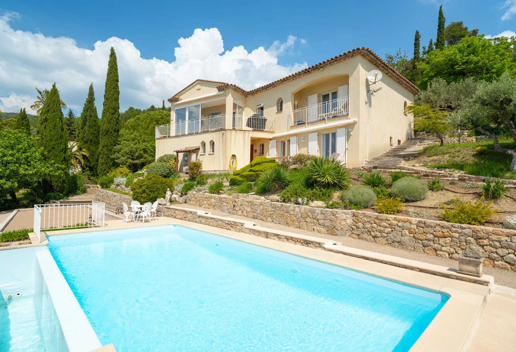 Hus i Seillans, Provence-Alpes-Côte d'Azur 12180232