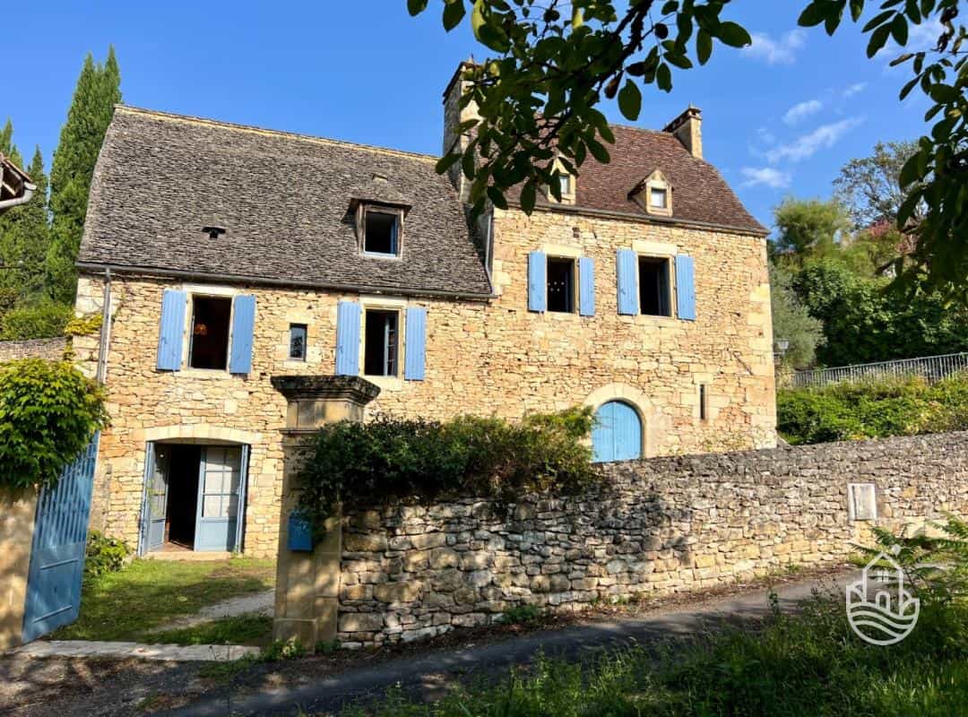 房子 在 Sarlat-la-Canéda, Nouvelle-Aquitaine 12180235