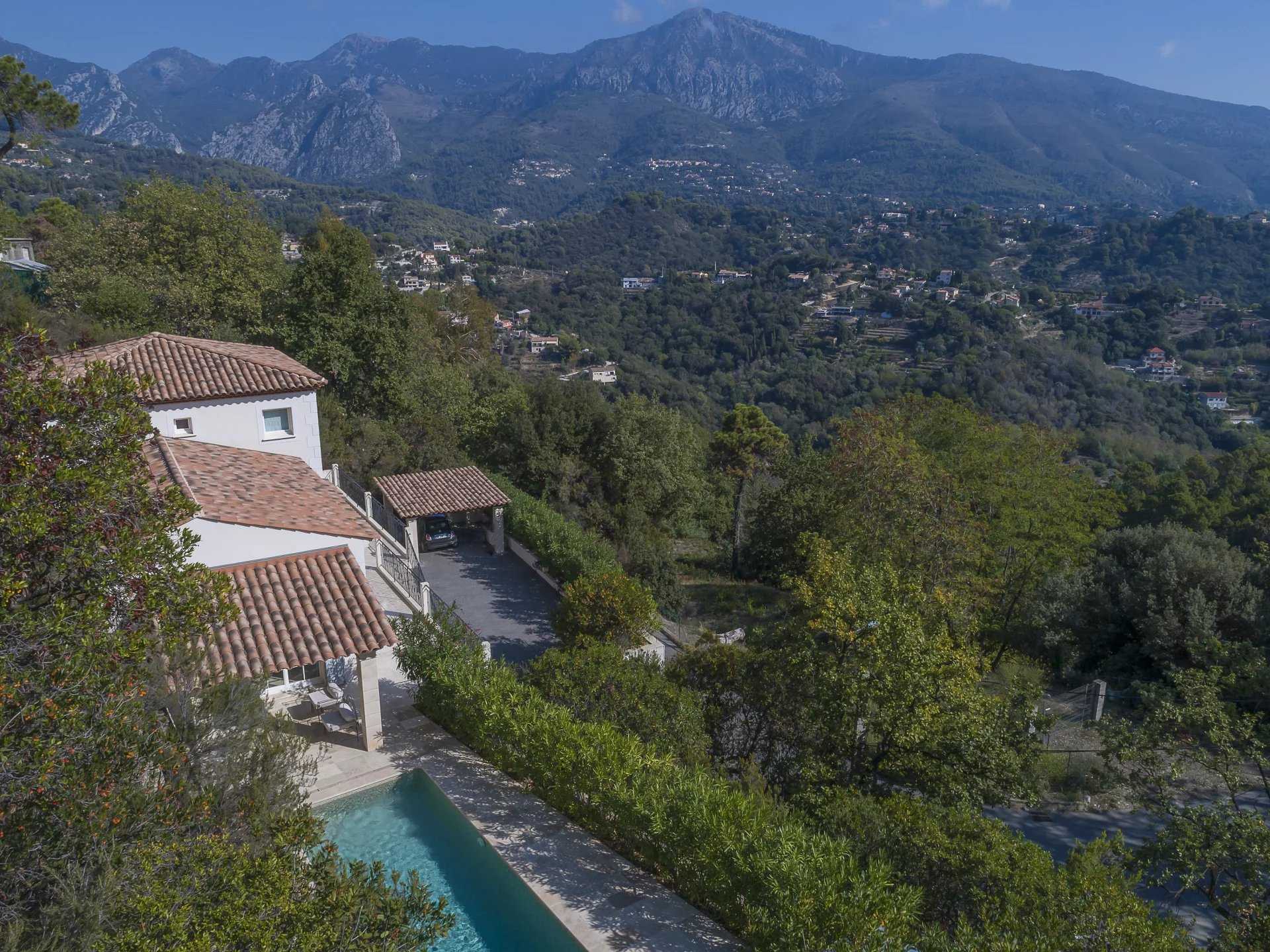 Casa nel Menton, Provence-Alpes-Côte d'Azur 12180239