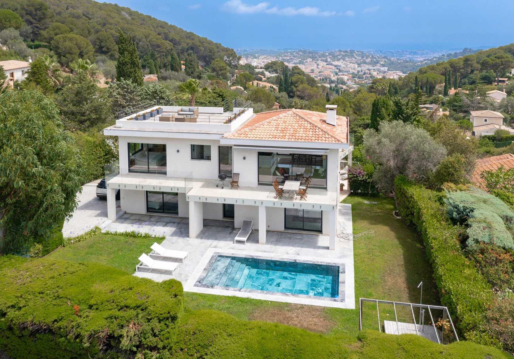 Haus im Cannes, Provence-Alpes-Côte d'Azur 12180250