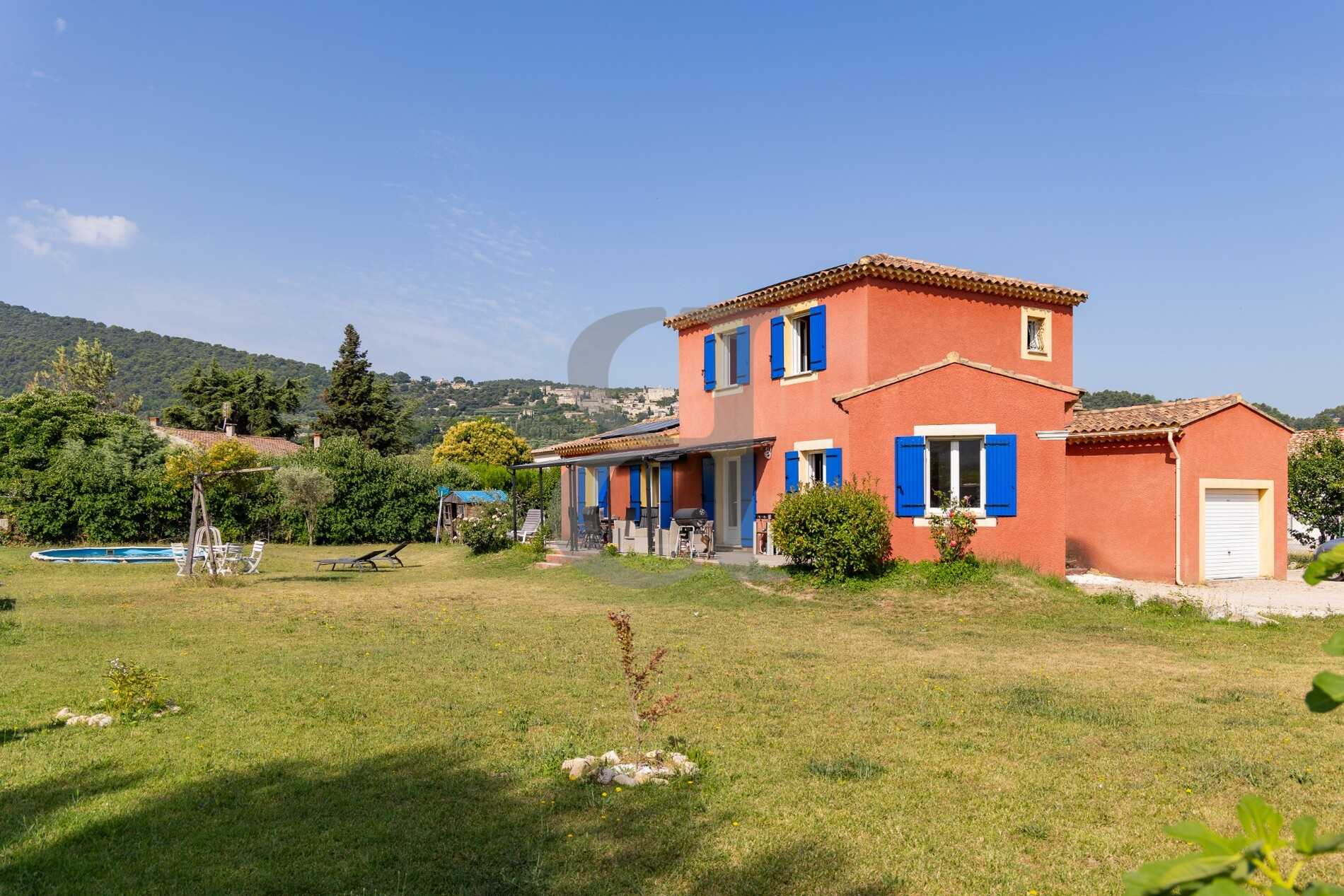 Casa nel Vaison-la-Romaine, Provenza-Alpi-Costa Azzurra 12180258