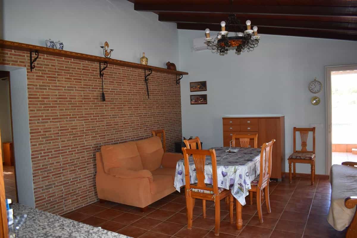 House in Alhaurín el Grande, Andalusia 12180467