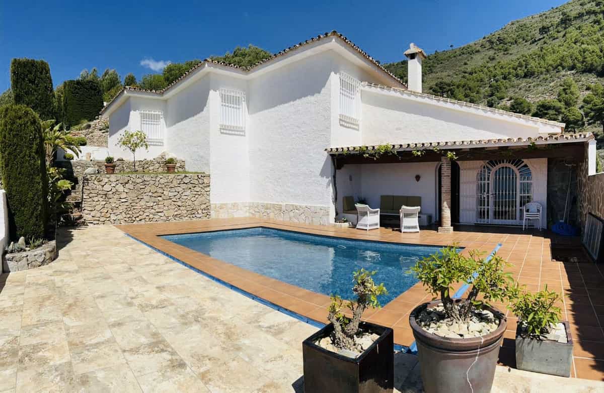 Rumah di Alhaurin el Grande, Andalusia 12180575