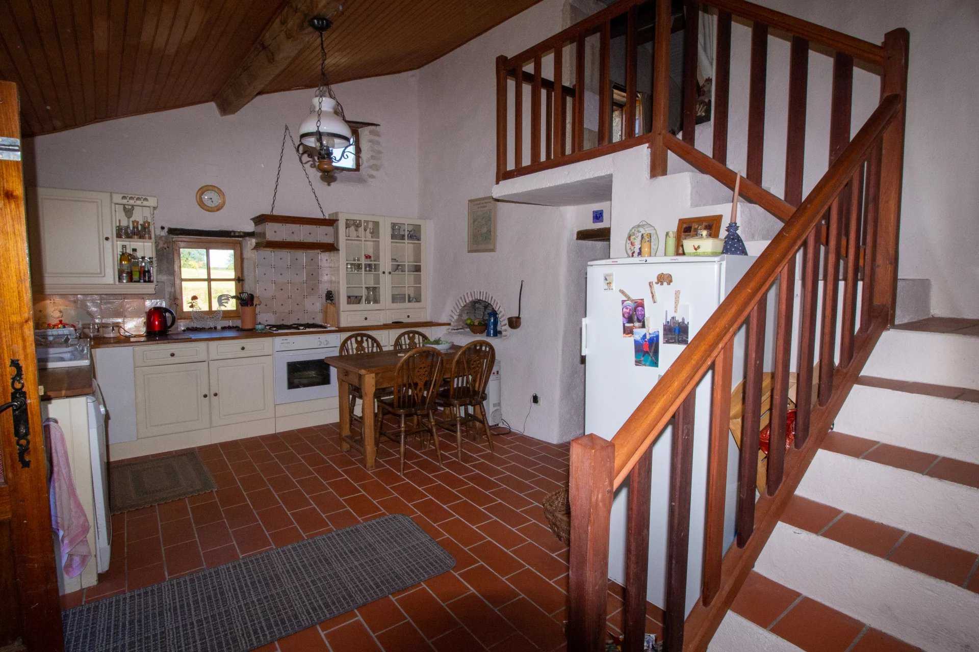 Rumah di Verteillac, Nouvelle-Aquitaine 12180664