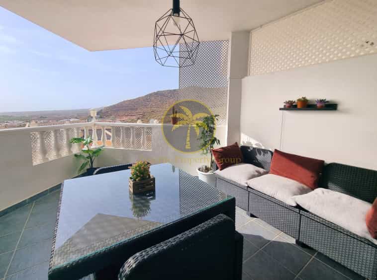 Condominium in Arona, Canary Islands 12180672