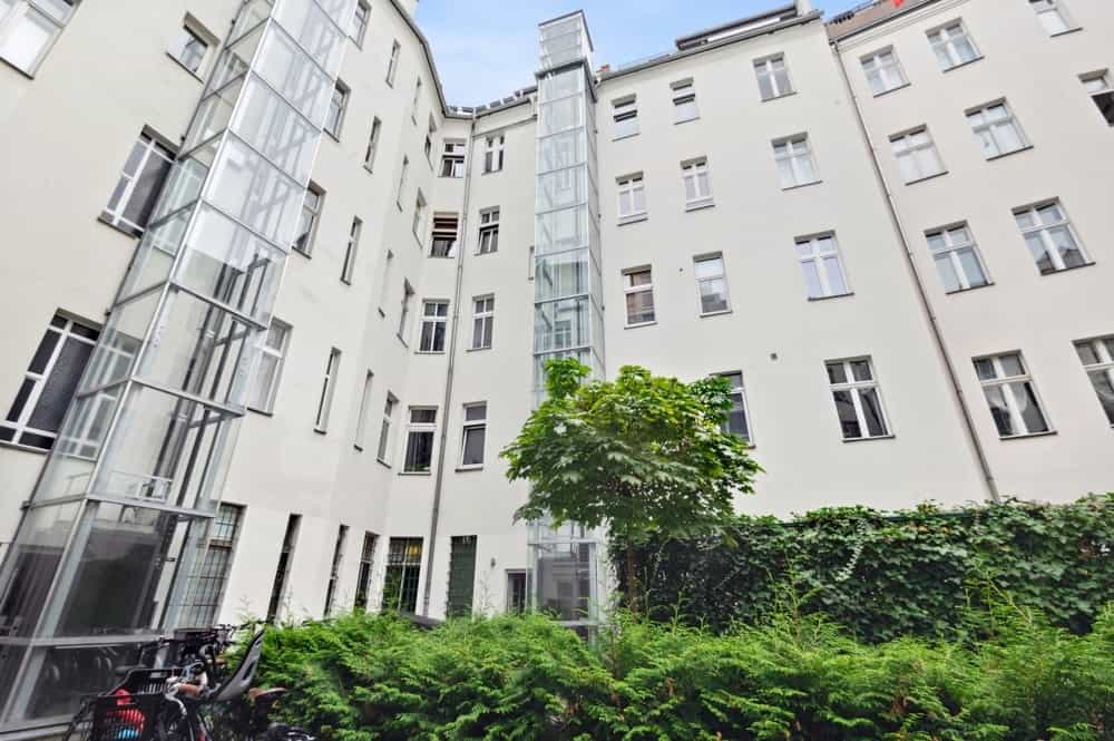 Condominium dans Berlin, Berlin 12180716