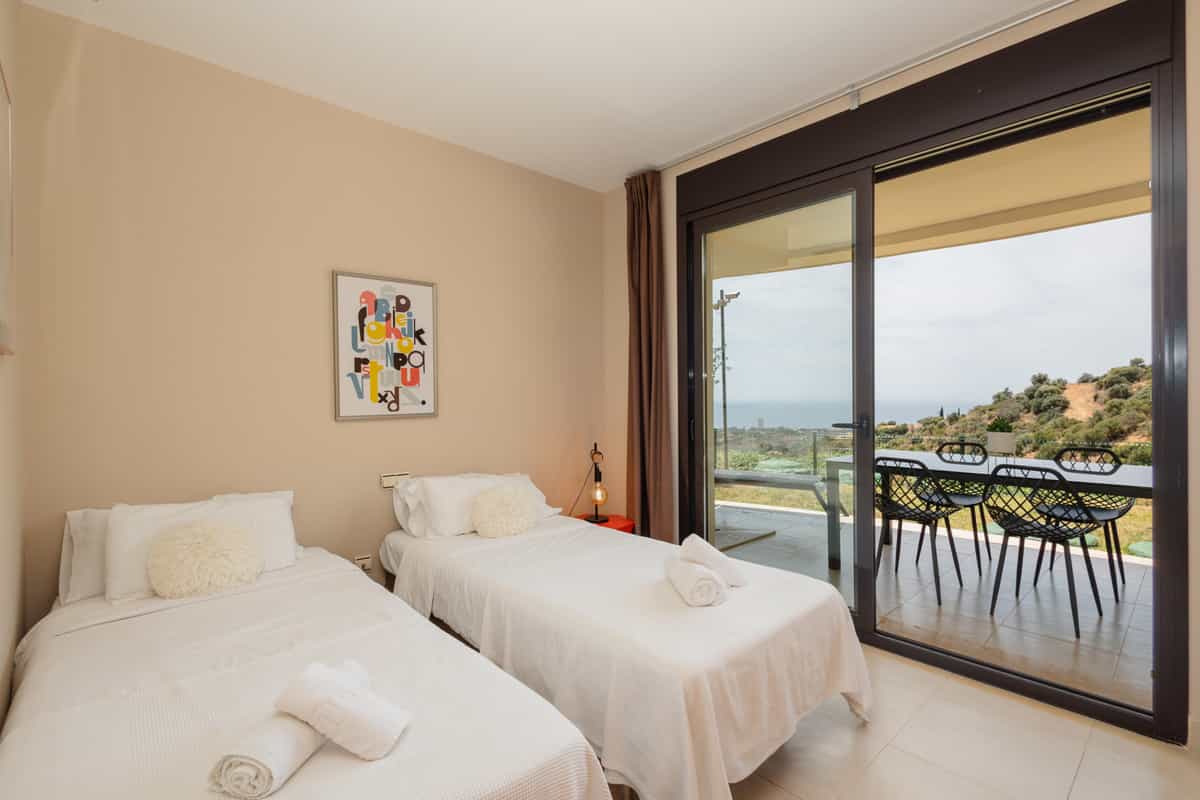 Condominium in Marbella, Andalusia 12180835