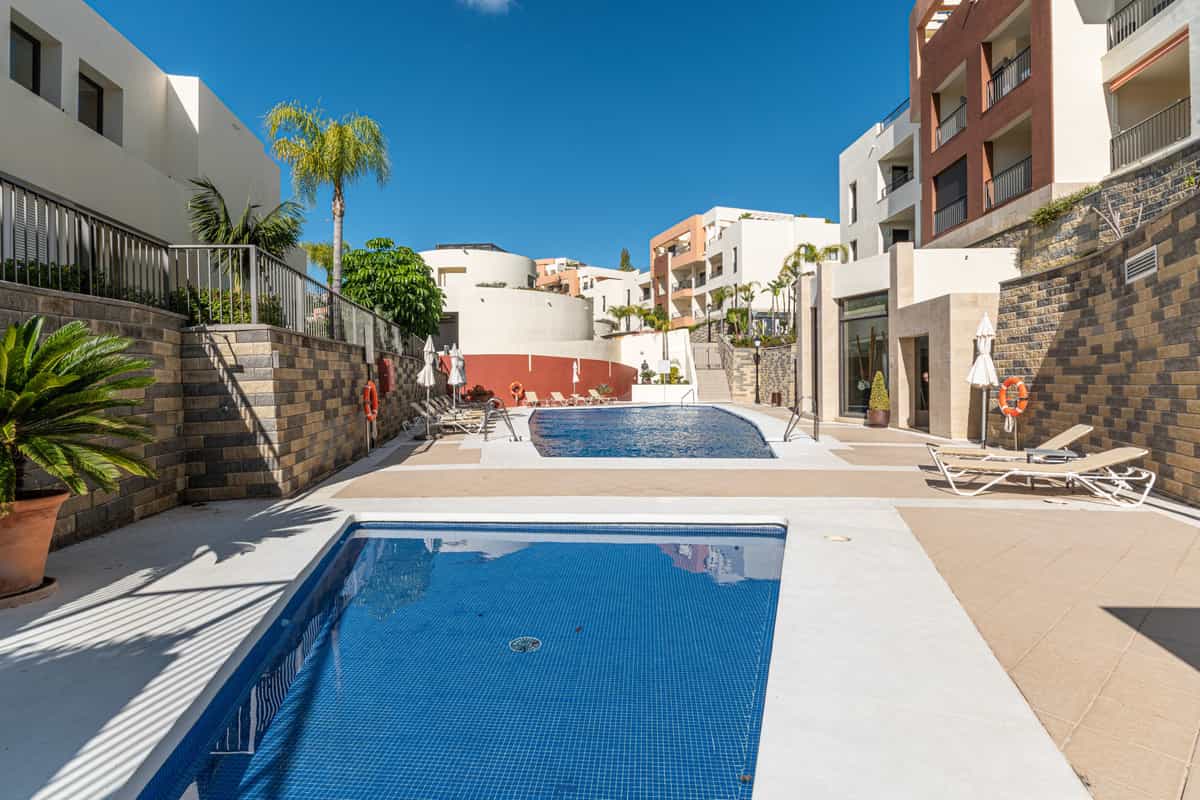 Condominium in Marbella, Andalusia 12180835