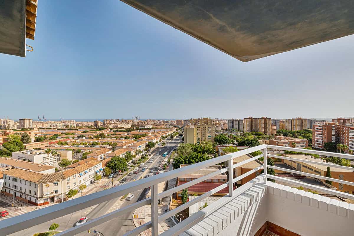 Condominium in Malaga, Andalusia 12181269