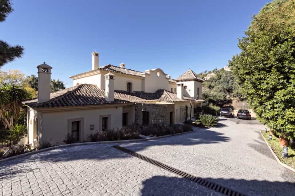 Rumah di Benahavis, Andalusia 12181602