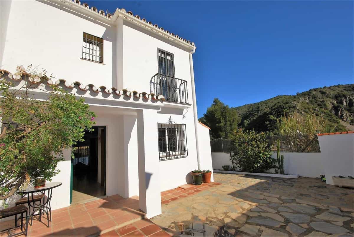 Rumah di Benahavis, Andalusia 12181719