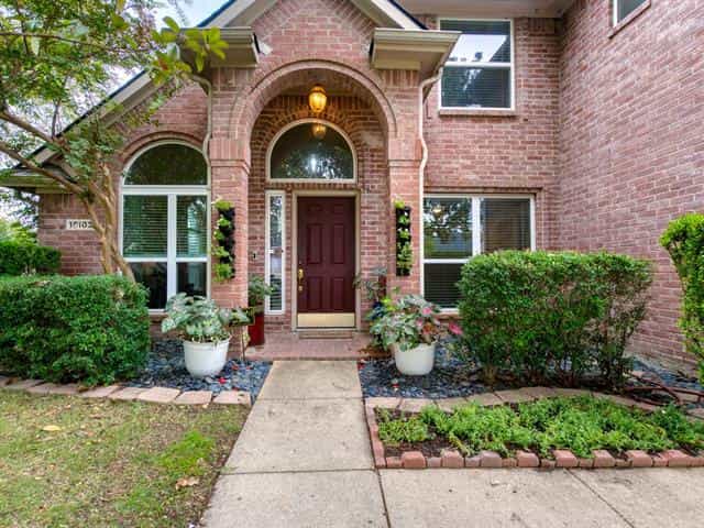 House in Irving, Texas 12182420