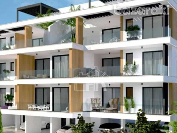 Condominium in Agios Athanasios, Lemesos 12182638