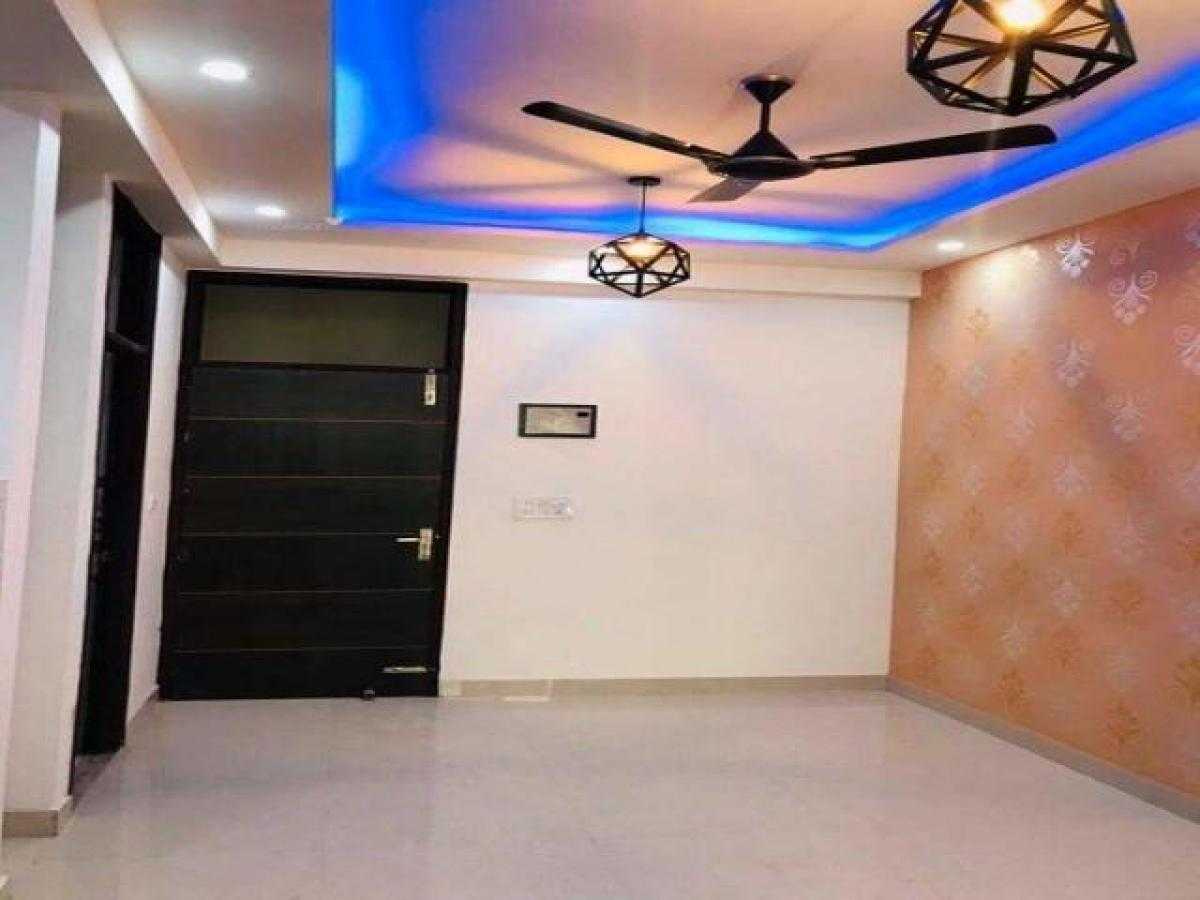 Condominio en Bhangel Begampur, Uttar Pradesh 12182810