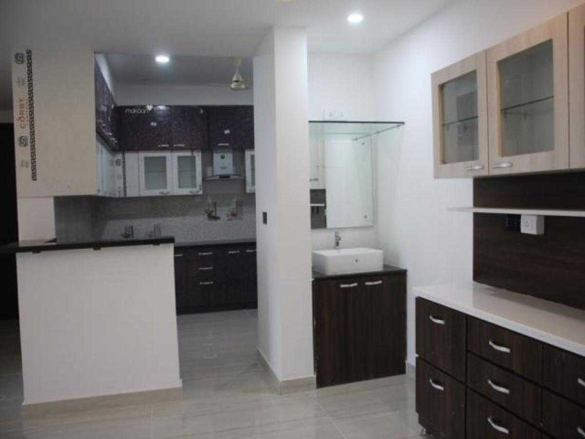 Condominium in Gachubaoli, Telangana 12182815