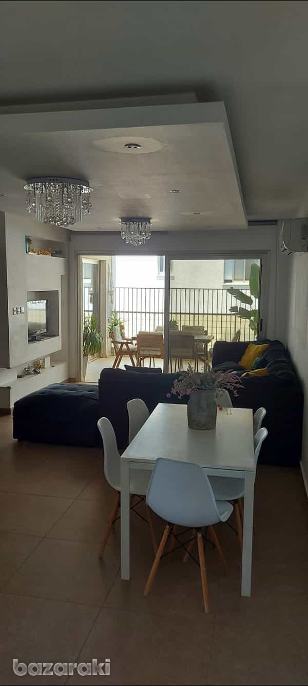 Condominium in Ypsonas, Limassol 12183156