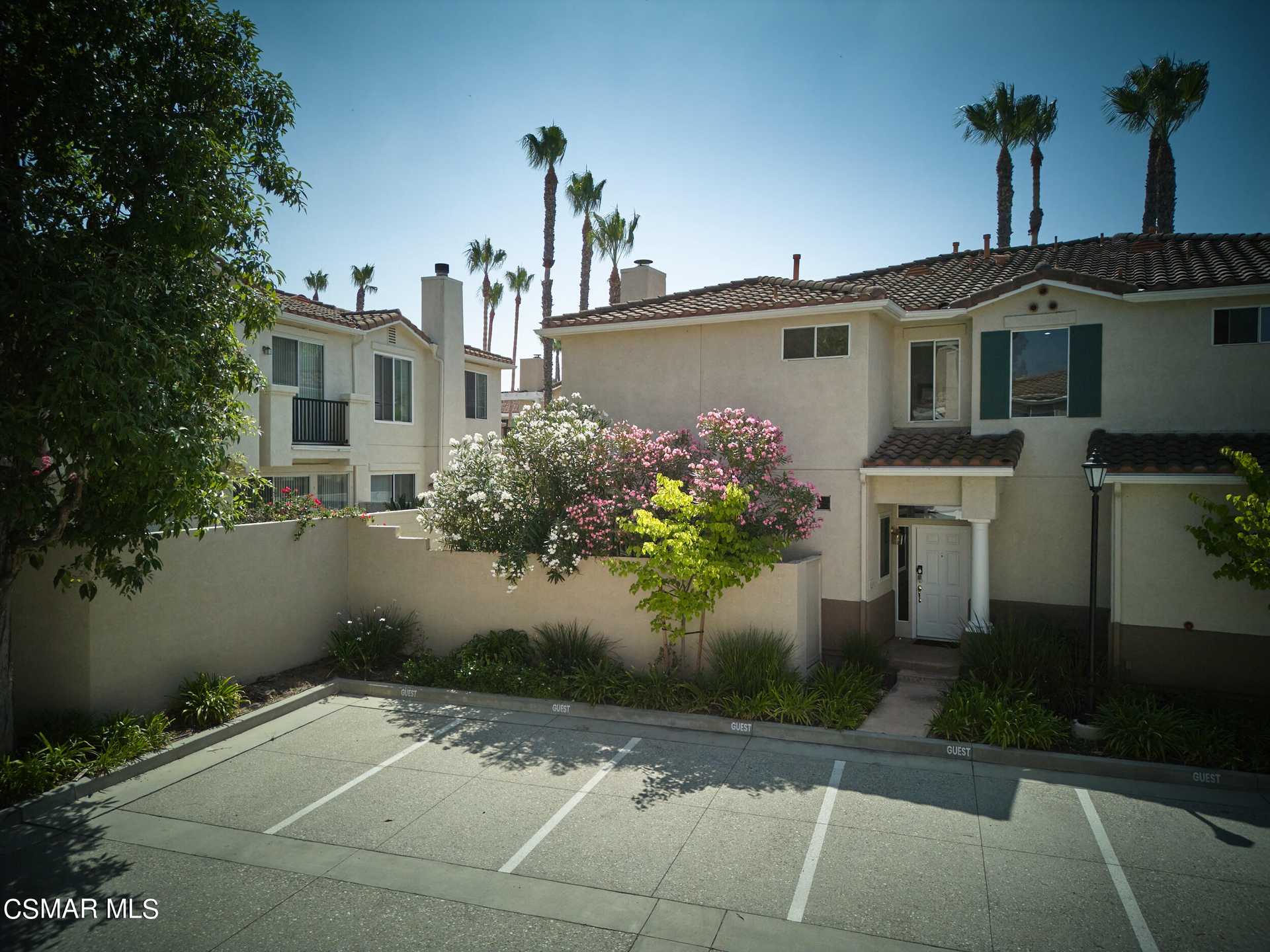 Condominium in Moorpark, California 12183534
