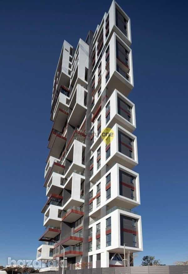Condominium in Germasogeia, Limassol 12183567